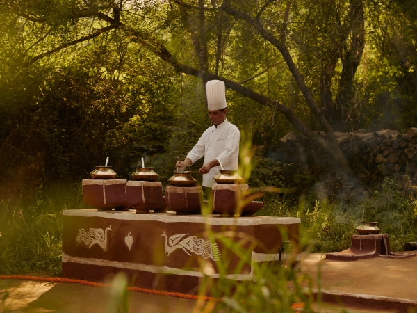 Aman-i-Khas, India - Experience, Private Dining Jungle_副本.jpg