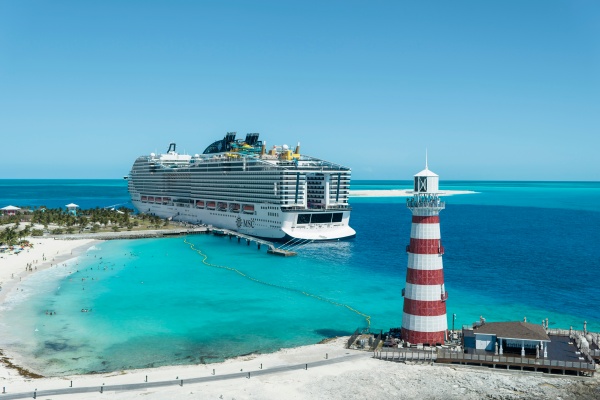 图8：海洋礁MSC海洋保护区带领宾客探索旖旎的自然岛屿风光.jpg