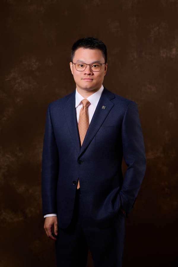 Director of Food & Beverage - Arvin Yang 杨亚辉 餐饮总监_副本.jpg