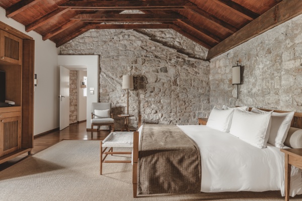 Aman Sveti Stefan, Montenegro – Two Bedroom Suite, Master Bedroom_副本.jpg