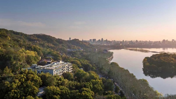 4. 杭州香格里拉饭店·水知心居坐落于UNESCO世界文化遗产西湖景区.jpg