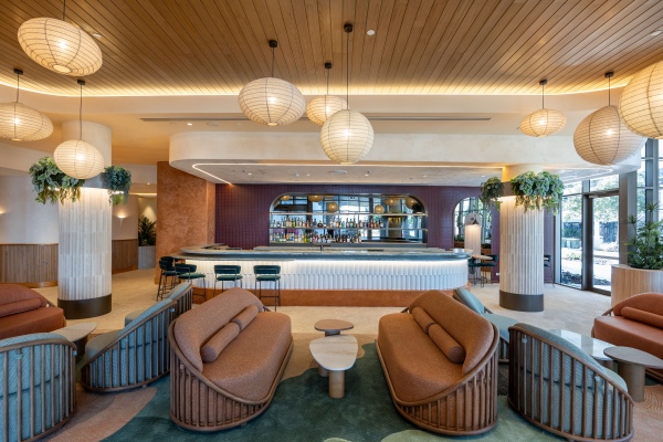 Avani Mooloolaba Beach Hotel Lobby Interior_副本.jpg