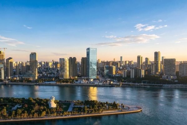 长沙保利橘洲诺雅酒店外观.jpg