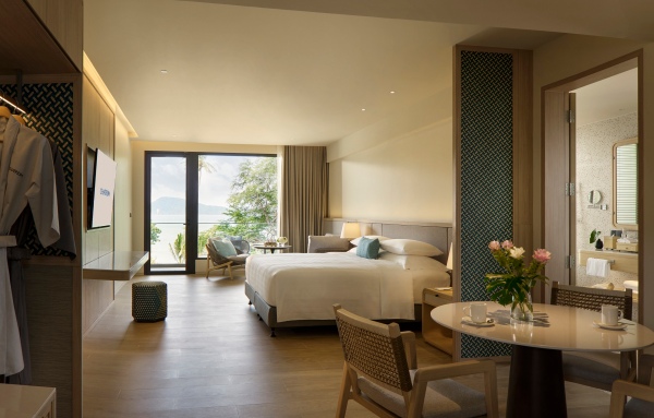 1779174692.jpg Grand Deluxe Beachfront King 2 - Copy_副本.jpg