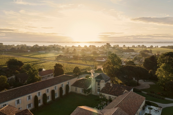 1779412442.jpg MM 26 Aerial view with Gironde Estuary.jpg