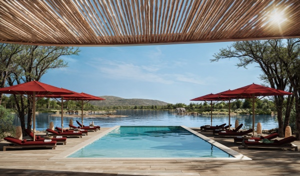 1781245618.jpg 乌布尤悦榕逸境 Ubuyu, A Banyan Tree Escape, Tanzania - Pool_副本.jpg