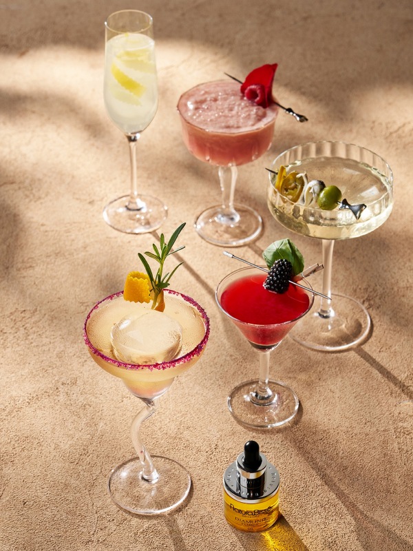 「日落悦享俱乐部」联名鸡尾酒 The Sunset Social Club Co-branded Cocktails_副本.jpg