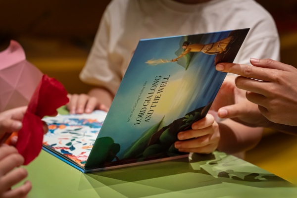 Captivating Kid_s Book Experience for Young Adventurers_副本.jpg