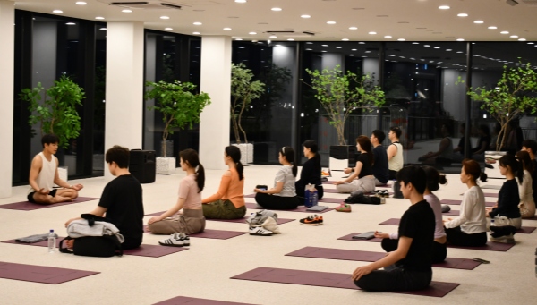 【图片3】迎仕柏瑜伽体验，卸下疲惫，放松身心，在呼吸中找回平衡_副本.jpg