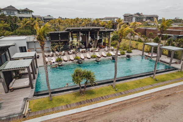 1785083799.jpg Beach House 7_副本.jpg