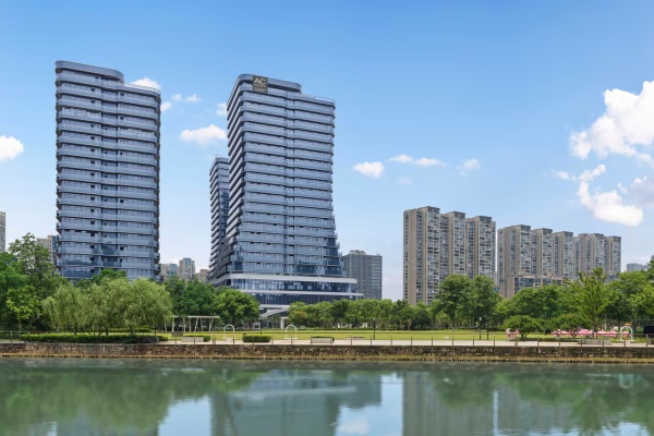 ar-hghba-exterior-32452-classic-hor.jpg