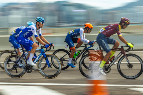 06_“国际单车联盟（UCI）1.1 级公路赛”回归_副本.jpg