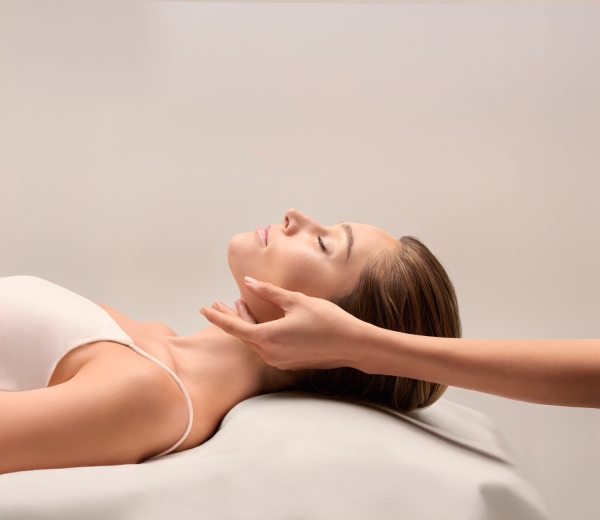 1791882482.jpg La Prairie Skin Massage Art of Gesture_副本.jpg