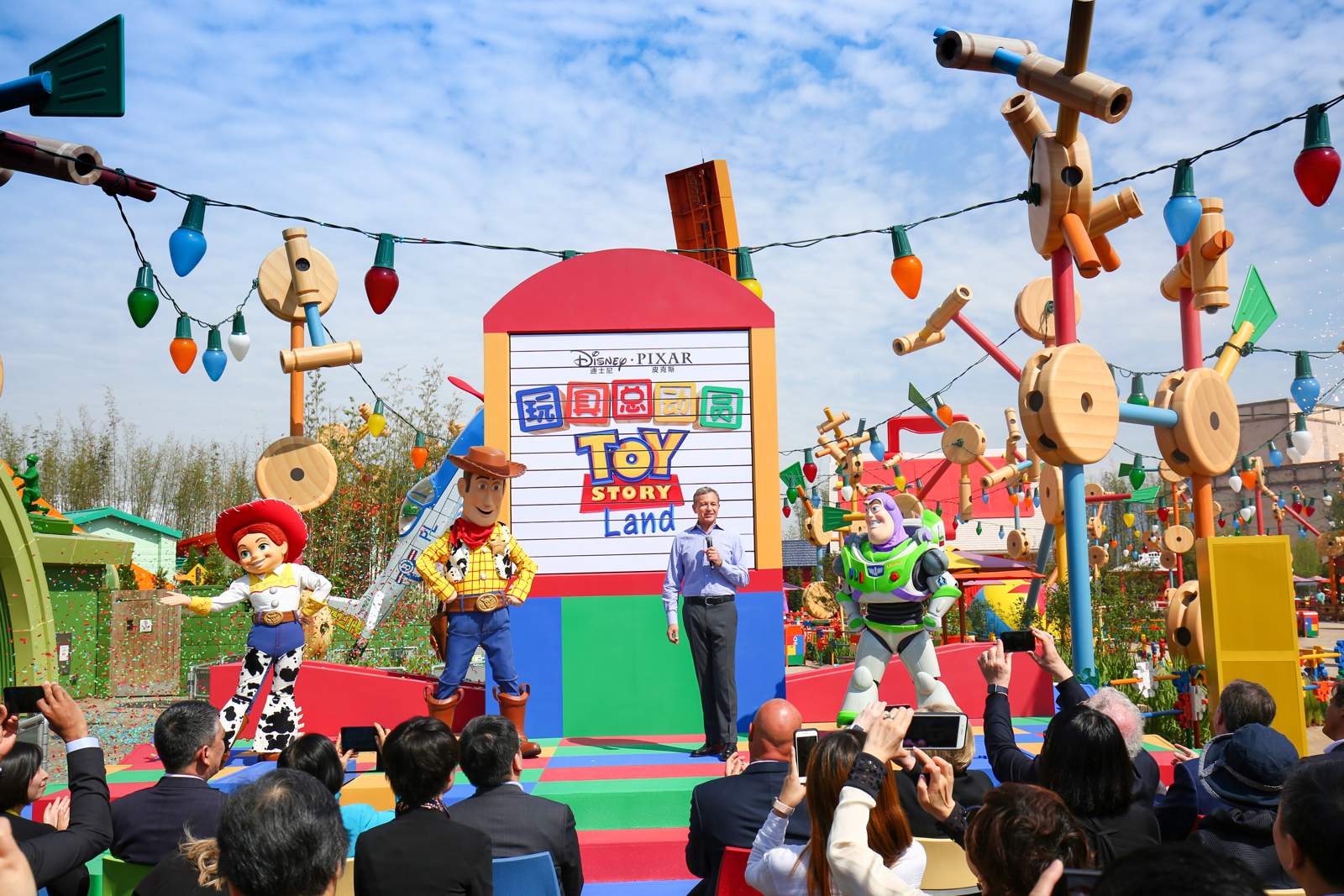  “迪士尼·皮克斯玩具总动员”主题园区全新开幕