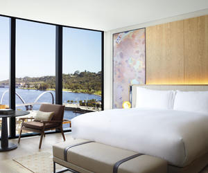 丽思卡尔顿全球第100家酒店正式亮相西澳洲首府珀斯， 进一步诠释品牌的经典与奢华