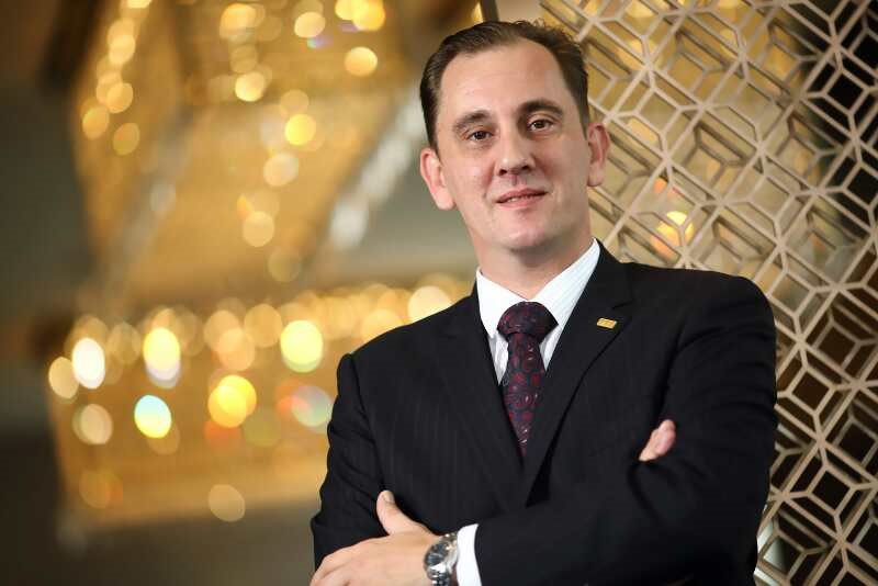 罗伯特 · 斯托奇诺正式任命为成都万达瑞华酒店总经理
