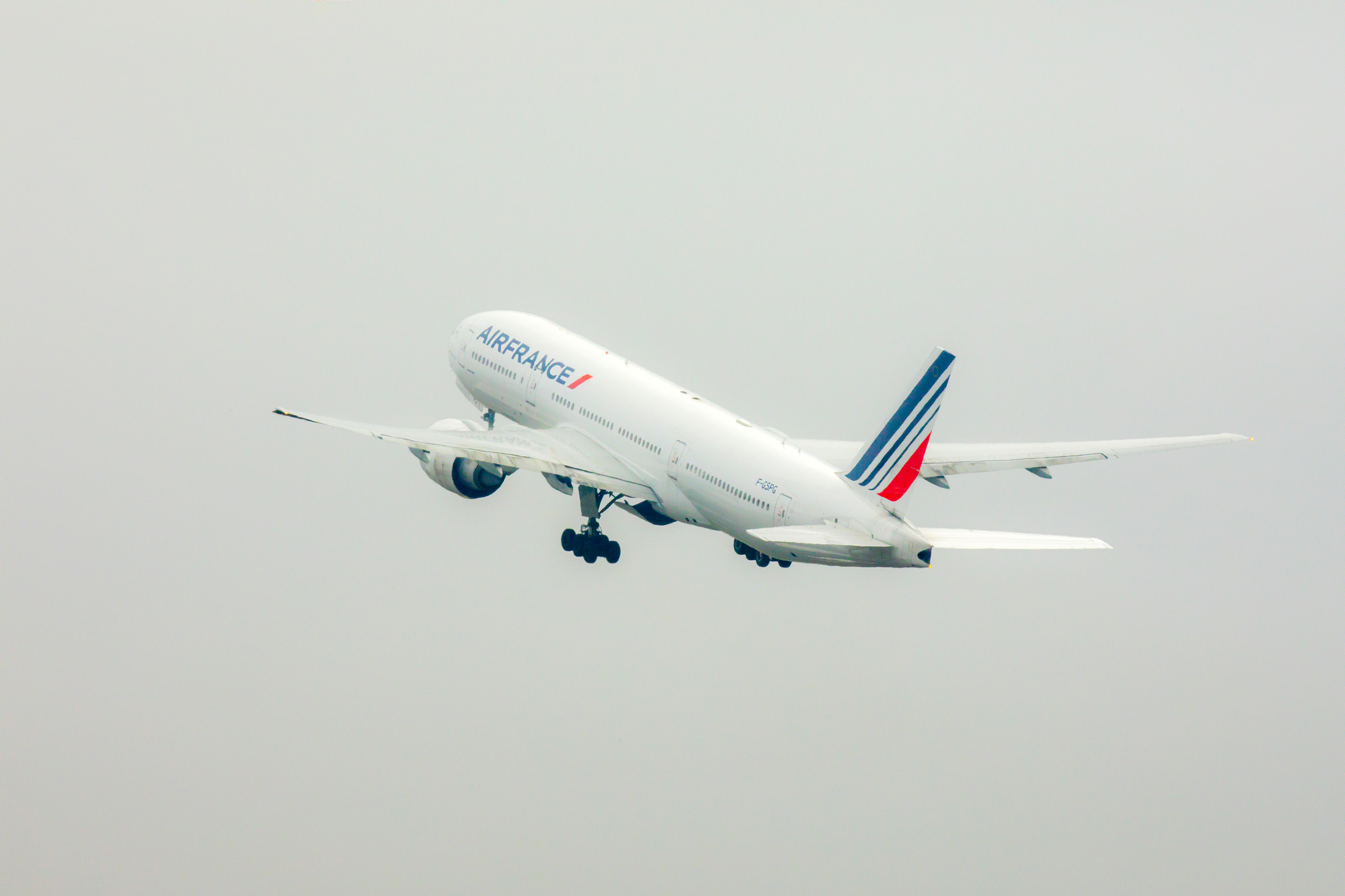 法国航空继续在中法之间运送医疗物资并从即日起调整航班路线