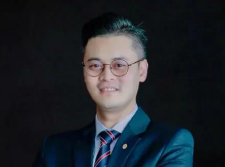 南京绿地洲际酒店任命邱伟杰为餐饮总监