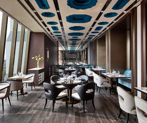 上海鲁能JW万豪侯爵酒店Le Manoir Ling菱餐厅推出食秋知味美馔之旅