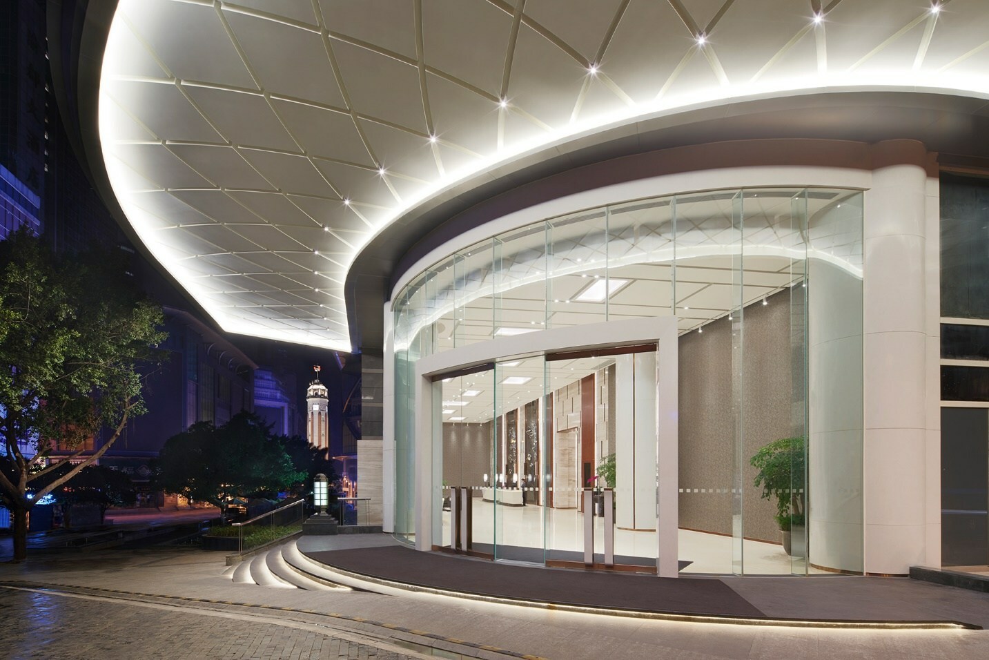 2023年8月26日起重庆解放碑凯悦酒店更名为重庆大都会凯悦酒店