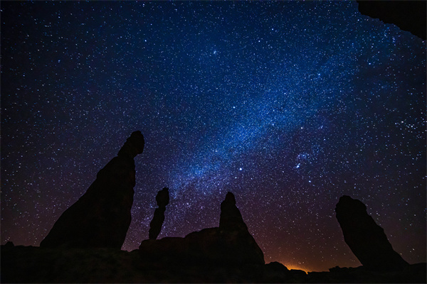 埃尔奥拉荣获国际暗夜公园认证，五大观星圣地体验夜空魅力