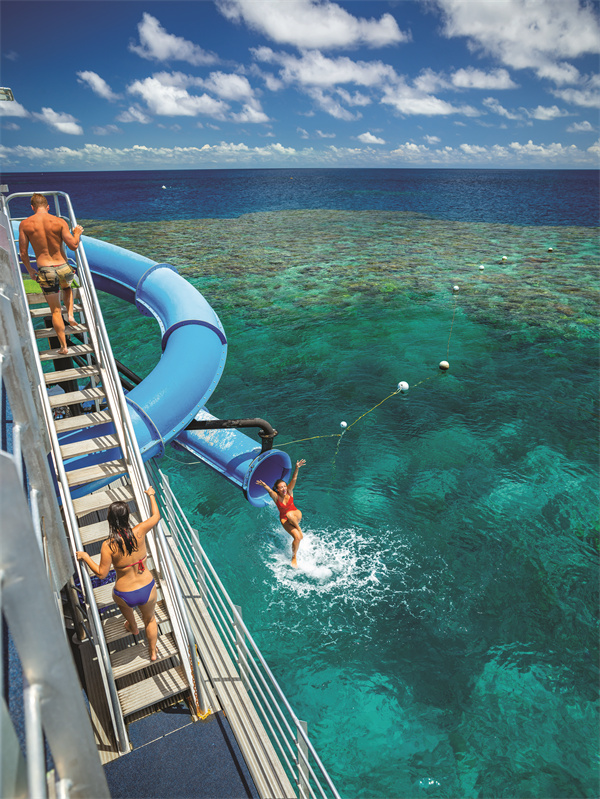 太阳恋人号大堡礁游轮推出全新摩尔礁和翡翠岛终极冒险