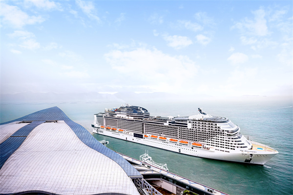 17.2万吨“亚洲旗舰”MSC荣耀号迎来深圳首航，开启大湾区首航季