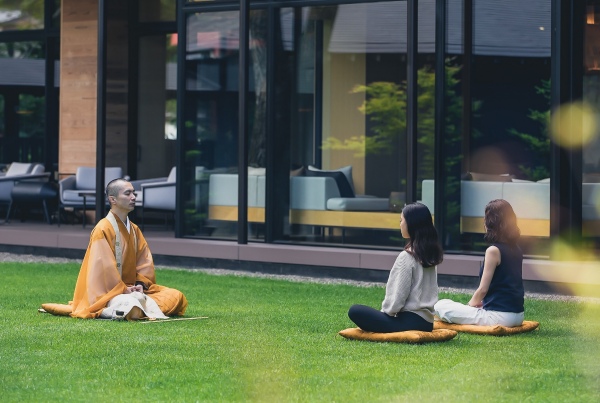 日光丽思卡尔顿酒店推出“静修时光”体验