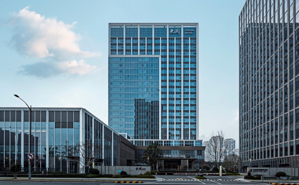 无锡君澜国际酒店太湖畔盛大启幕，铸就锡东商务休闲新地标