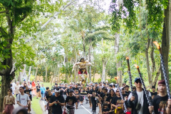 臻享巴厘岛神圣静谧时光：巴厘岛阿雅娜涅琵节体验